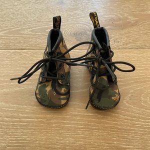 Dr. Martens Newborn Crib Shoe Camouflage